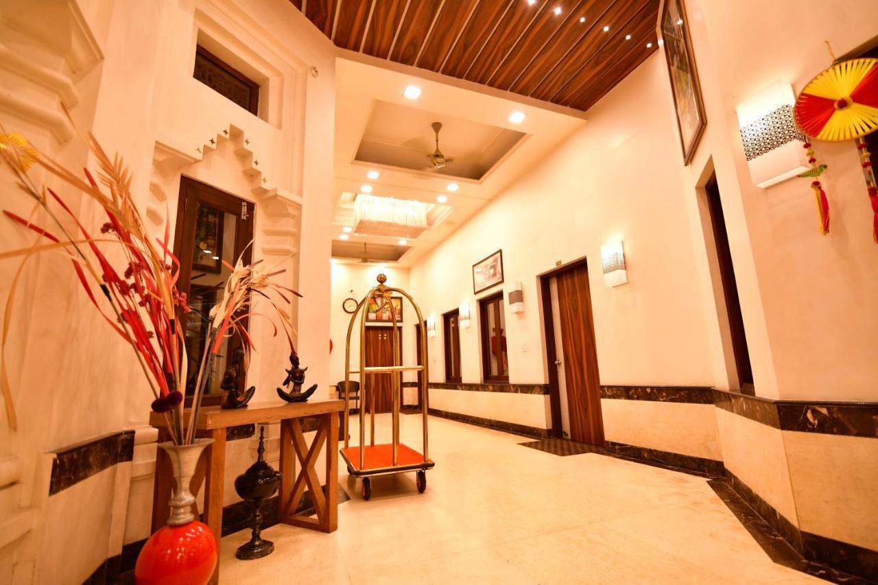 Kamay The Kohinoor Palace - A Heritage Hotel Faizābād Bagian luar foto