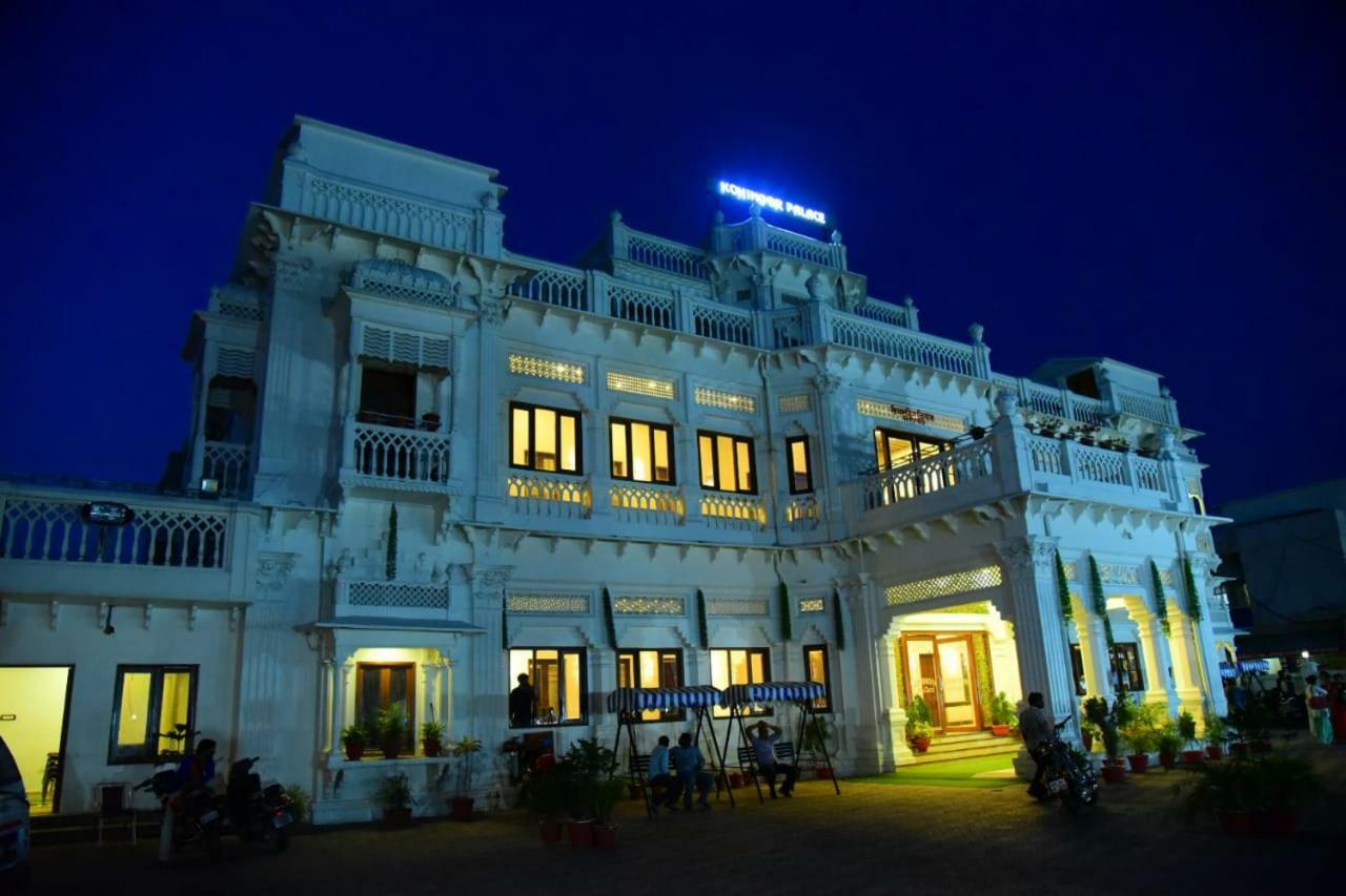 Kamay The Kohinoor Palace - A Heritage Hotel Faizābād Bagian luar foto