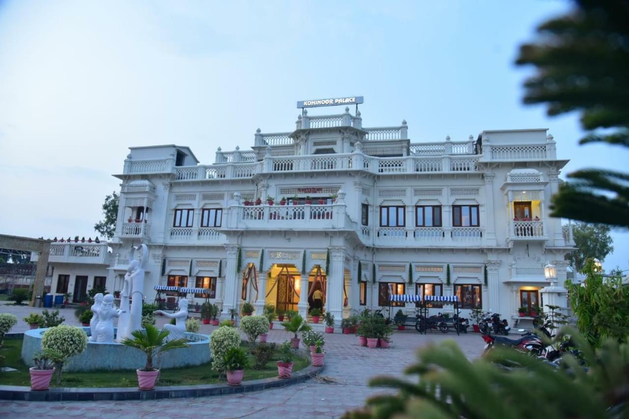Kamay The Kohinoor Palace - A Heritage Hotel Faizābād Bagian luar foto